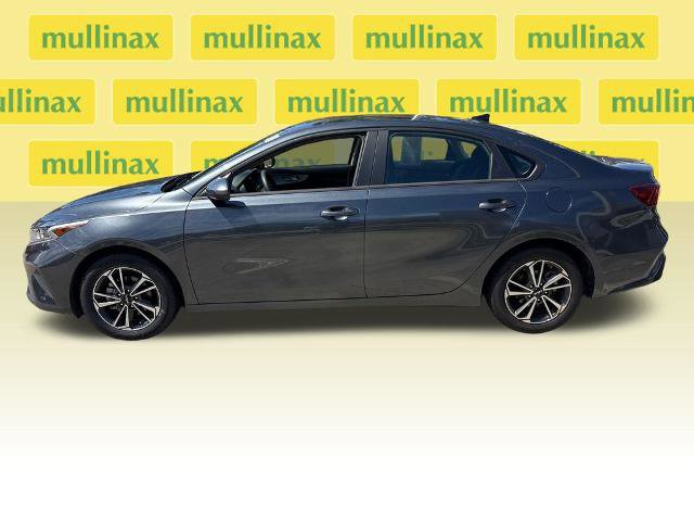 Used 2024 Kia Forte LXS FWD image 11