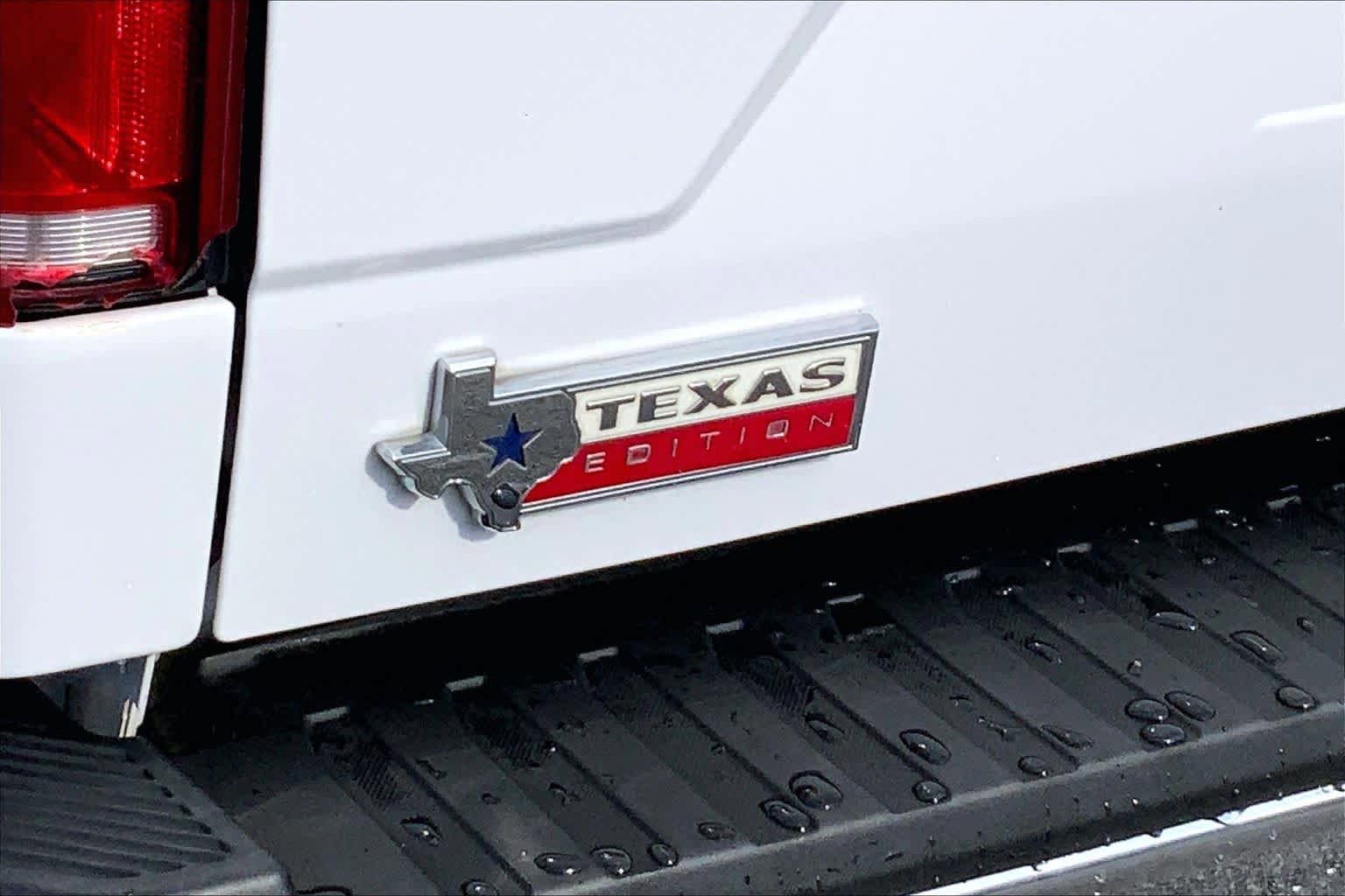 Certified 2018 Ford F150 XLT w/ Equipment Group 301A Mid RWD image 10