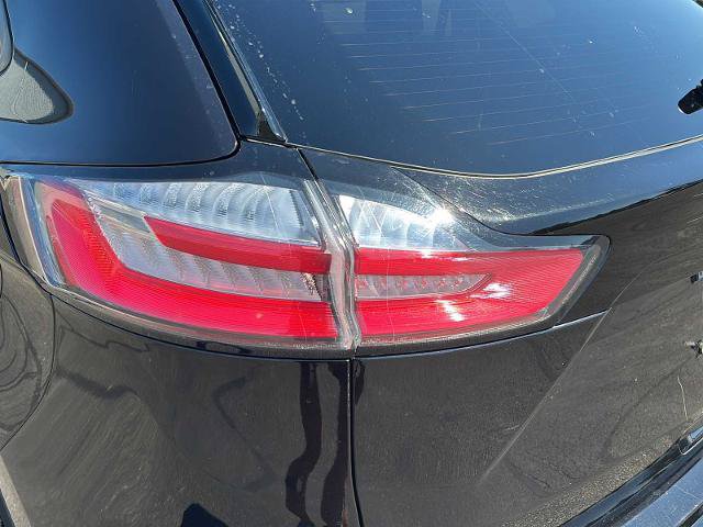 Certified 2024 Ford Edge ST-Line w/ Class II Trailer Tow Package AWD/4WD image 34