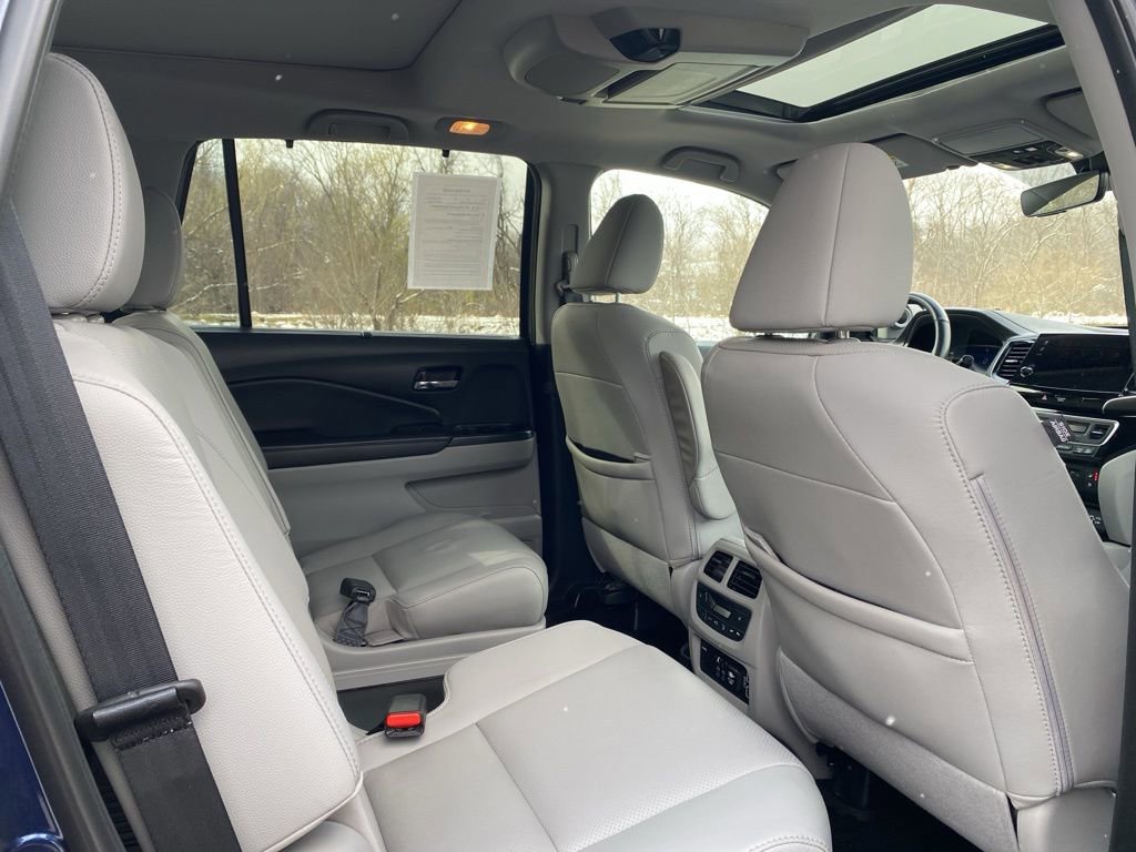 Used 2022 Honda Pilot Elite image 14