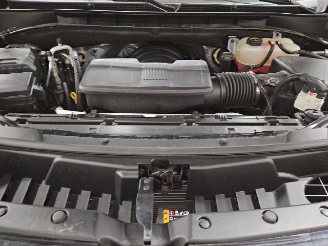 Used 2024 GMC Yukon Denali w/ Advanced Technology Package AWD/4WD image 36
