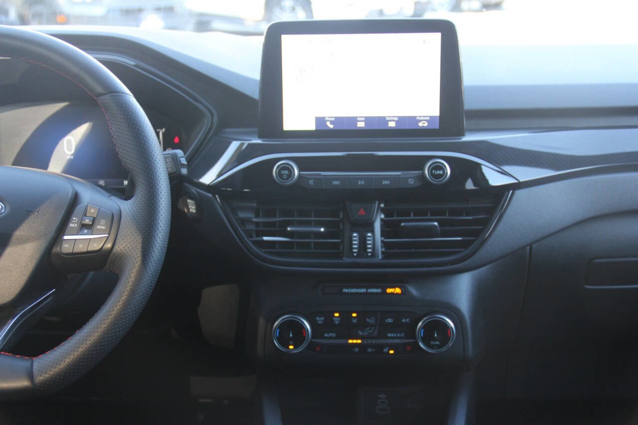 Certified 2025 Ford Escape ST-Line Select image 19