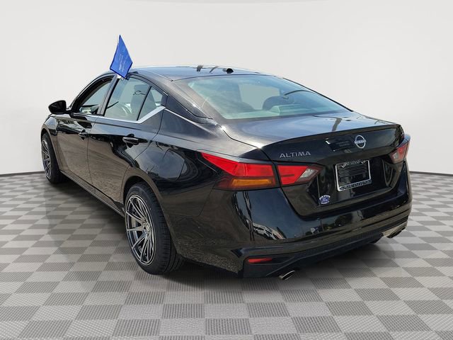 Used 2024 Nissan Altima 2.5 SR FWD image 4