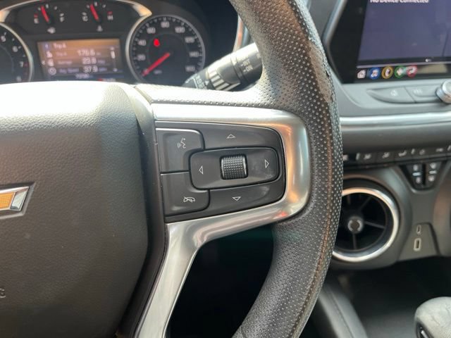 Used 2021 Chevrolet Blazer LT FWD image 17
