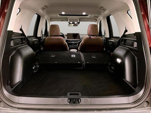 Certified 2025 Ford Bronco Sport Outer Banks w/ Outer Banks Tech Package+ AWD/4WD image 33