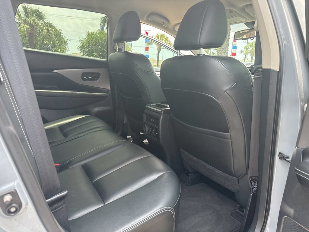 Used 2023 Nissan Murano SV w/ SV Midnight Edition Package FWD image 20