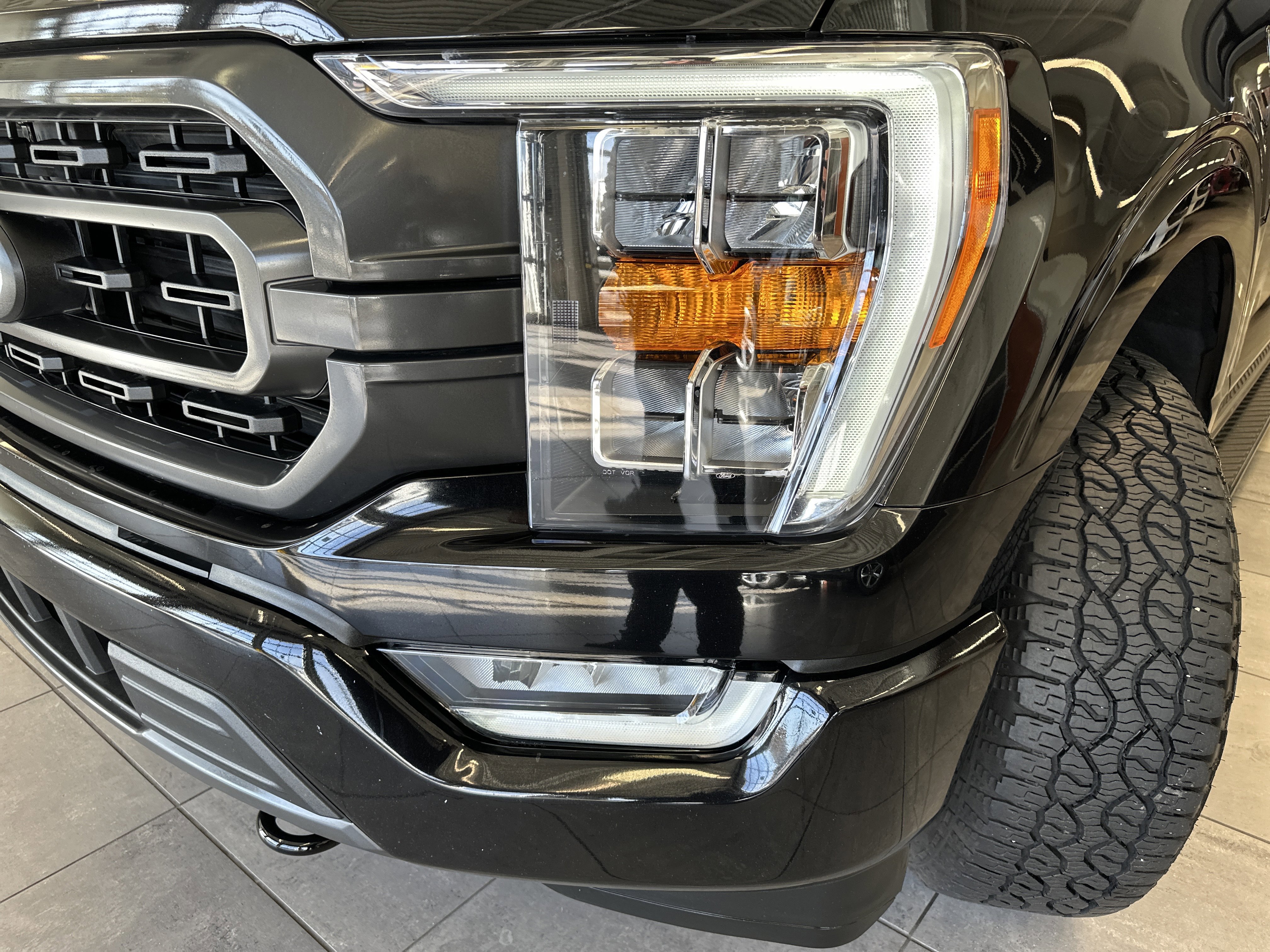 Certified 2023 Ford F150 XLT w/ Equipment Group 302A High image 22