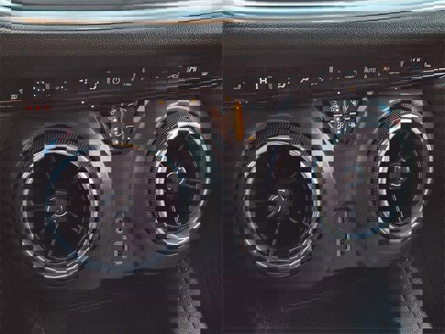 Used 2019 Chevrolet Blazer LT image 16