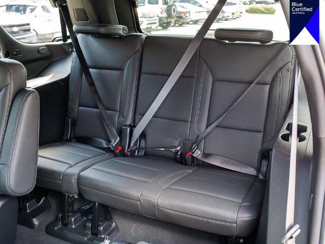 Used 2022 Chevrolet Tahoe Z71 w/ Luxury Package AWD/4WD image 17