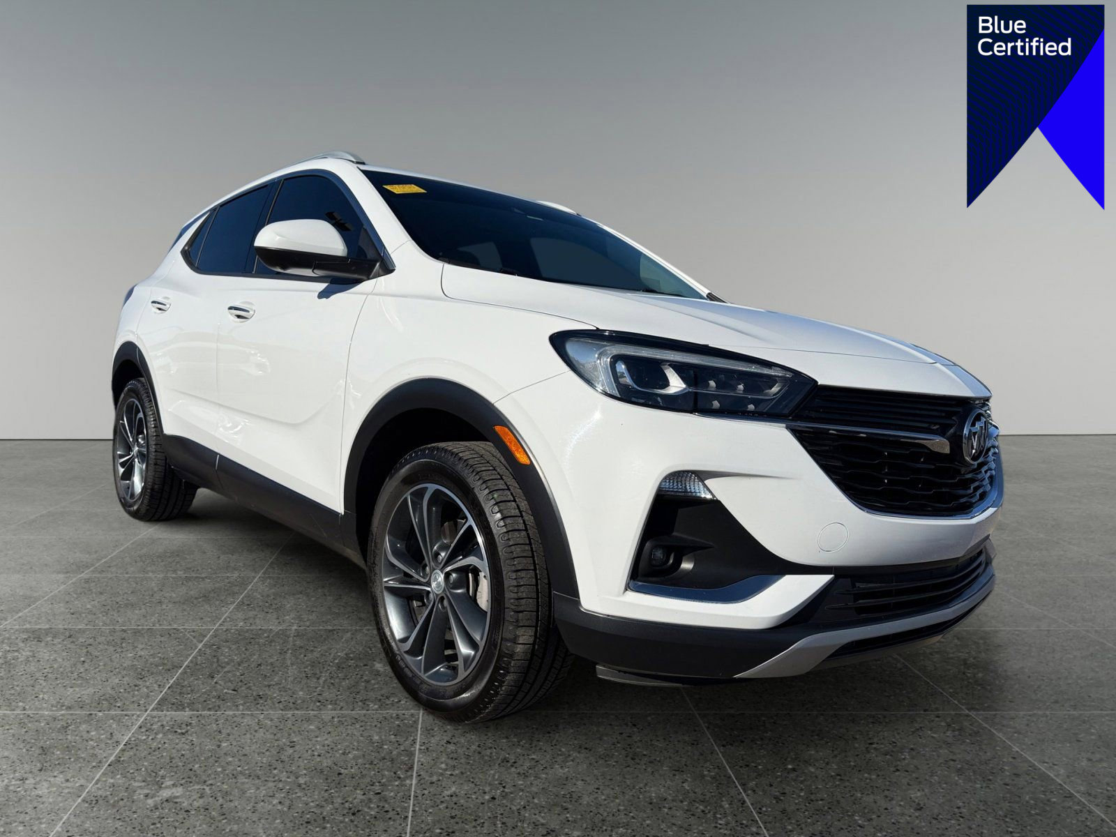 Used 2020 Buick Encore GX Essence w/ Advanced Technology Package image 1