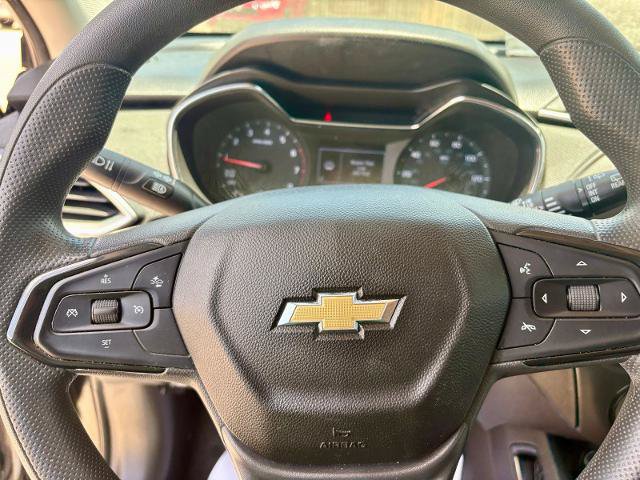 Used 2022 Chevrolet TrailBlazer LT FWD image 13