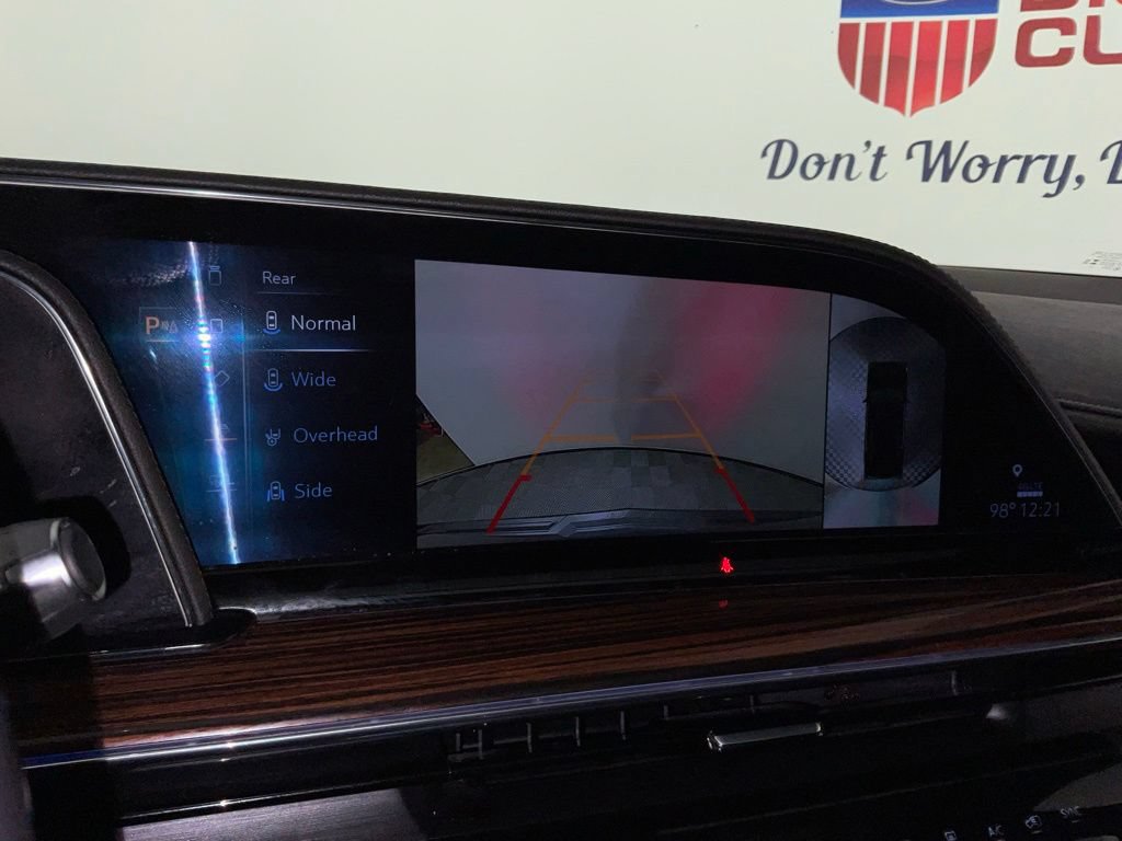 Used 2023 Cadillac Escalade Premium Luxury RWD image 24