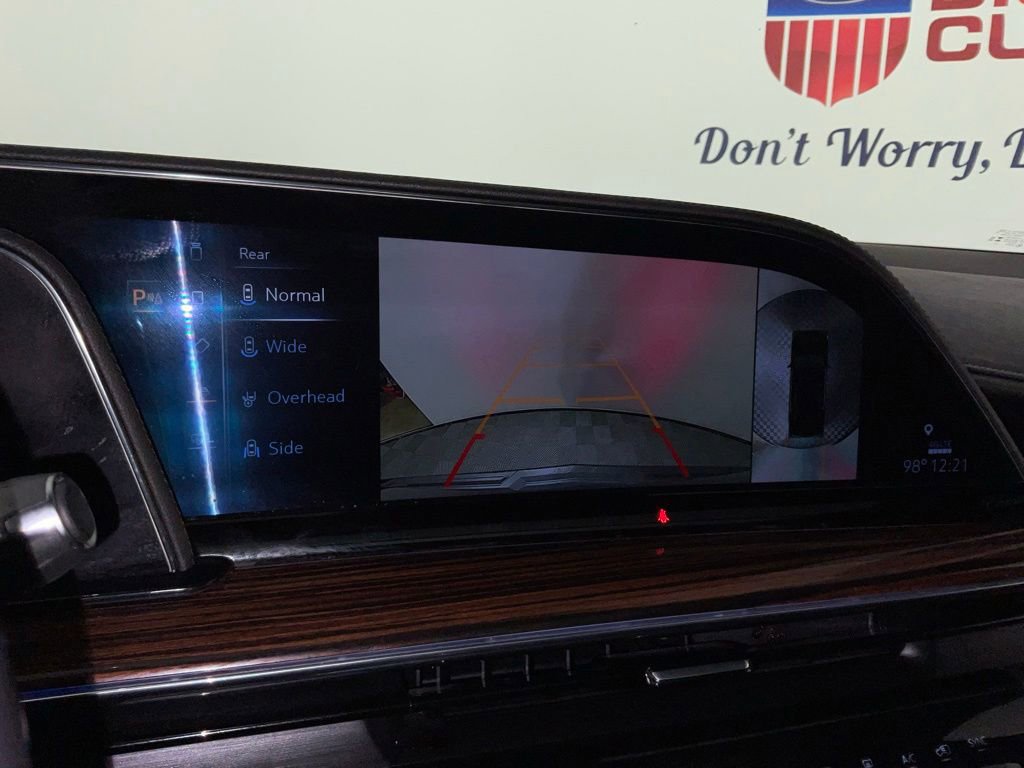 Used 2023 Cadillac Escalade Premium Luxury RWD image 24
