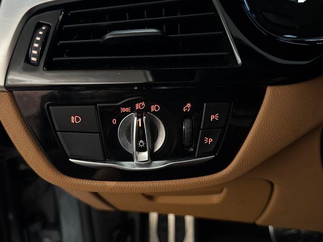 Used 2018 BMW 530i RWD image 19