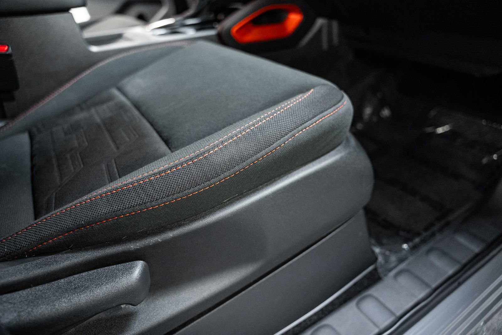 Used 2022 Nissan Frontier PRO-4X image 42