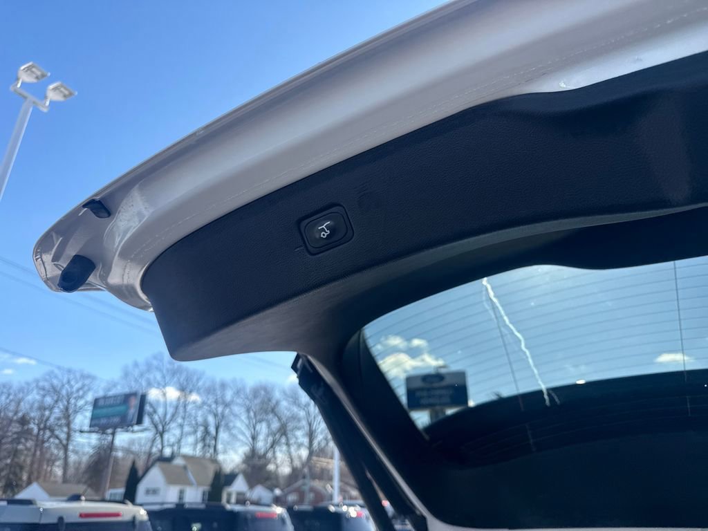 Certified 2023 Ford Edge Titanium image 14