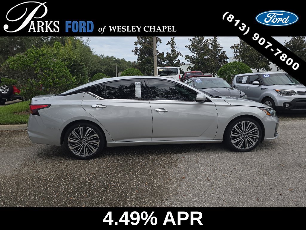 Used 2023 Nissan Altima 2.5 SL FWD image 4
