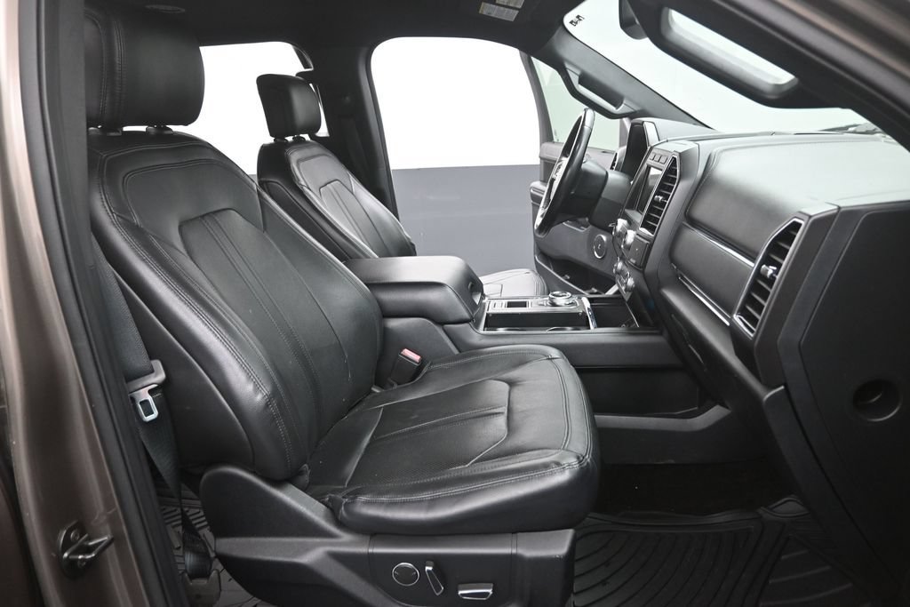 Certified 2018 Ford Expedition Max Limited RWD image 16
