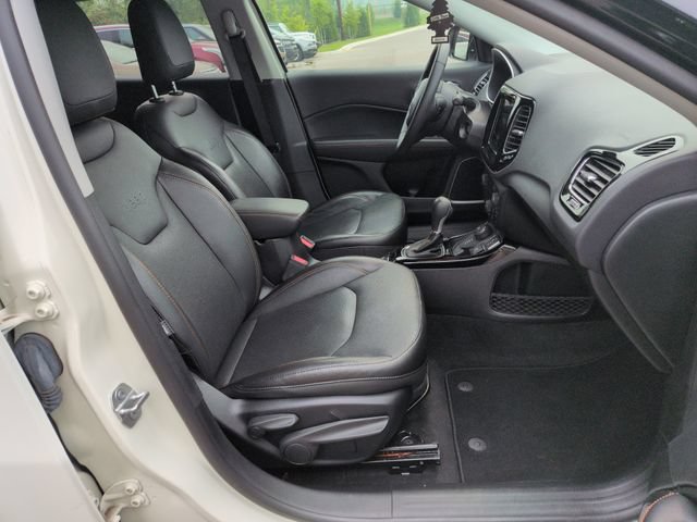 Used 2018 Jeep Compass Limited AWD/4WD image 15