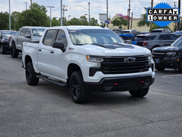 Used 2023 Chevrolet Silverado 1500 LT Trail Boss w/ Protection Package AWD/4WD image 3