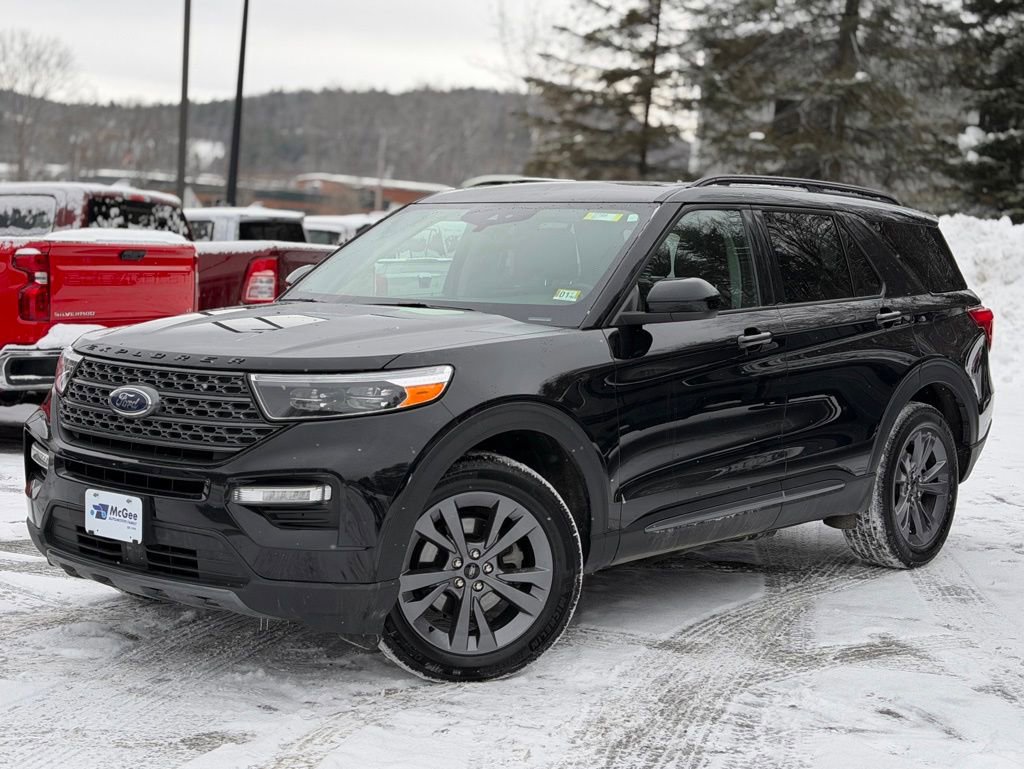 Certified 2023 Ford Explorer XLT w/ Equipment Group 202A