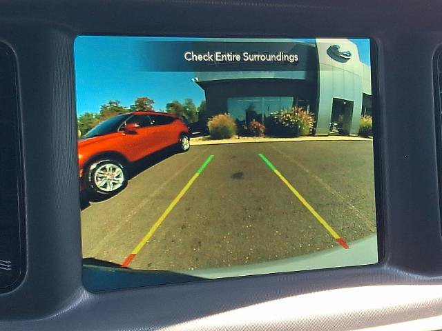 Used 2022 Dodge Charger R/T w/ Harman/Kardon Audio Group RWD image 17