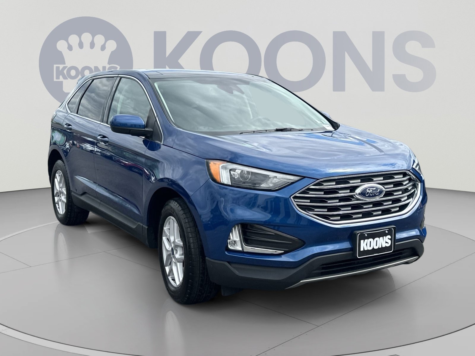 Certified 2022 Ford Edge SEL w/ Convenience Package AWD/4WD image 2