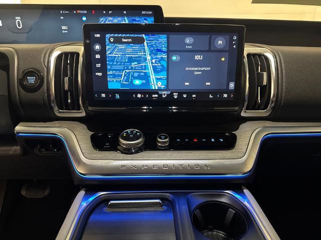 Certified 2025 Ford Expedition Platinum AWD/4WD image 27