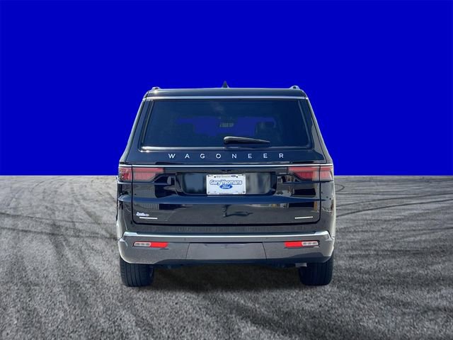 Used 2022 Jeep Wagoneer Series III w/ Premium Group I AWD/4WD image 4