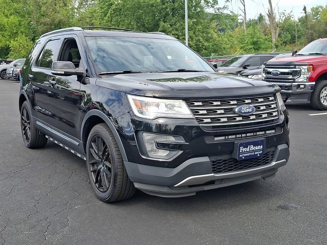 Certified 2017 Ford Explorer XLT w/ Equipment Group 202A AWD/4WD image 2
