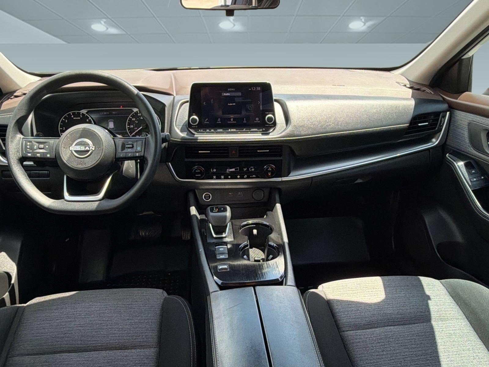 Used 2023 Nissan Rogue SV FWD image 15
