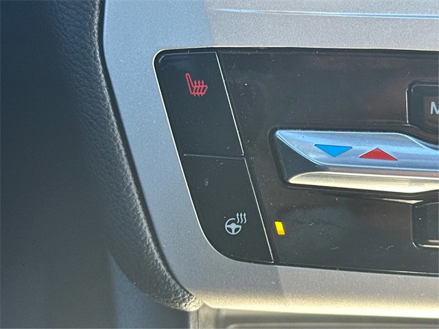 Certified 2022 Ford Explorer XLT w/ Equipment Group 202A image 28