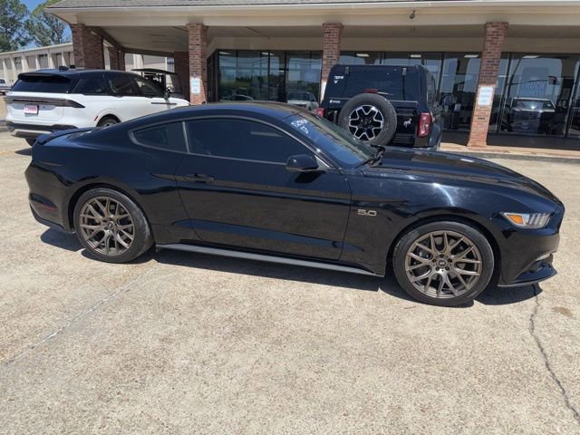 Certified 2017 Ford Mustang GT Premium RWD image 7