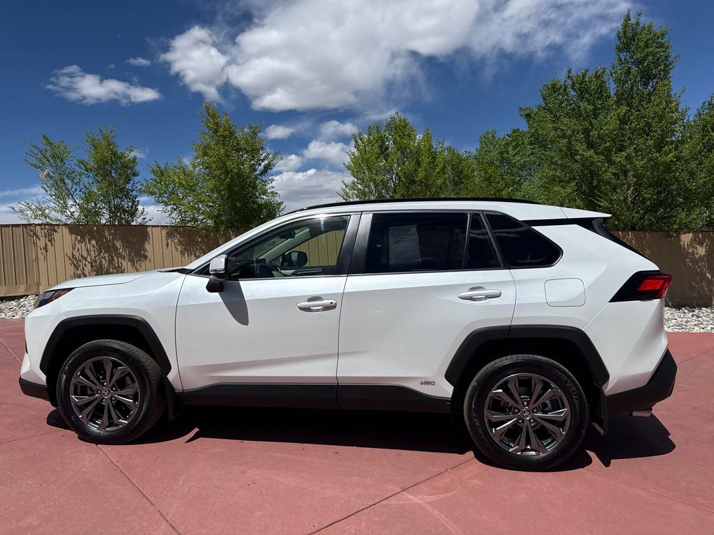 Used 2025 Toyota RAV4 XLE Premium w/ Weather Package AWD/4WD image 2