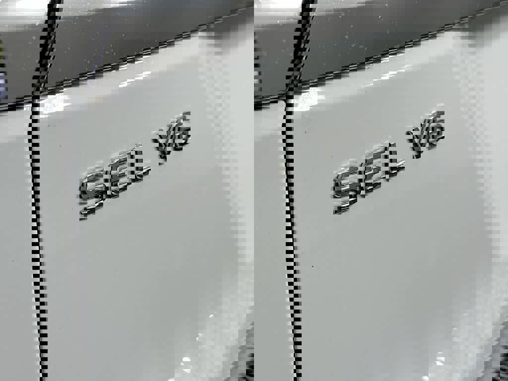 Used 2022 Volkswagen Atlas SEL Premium image 10