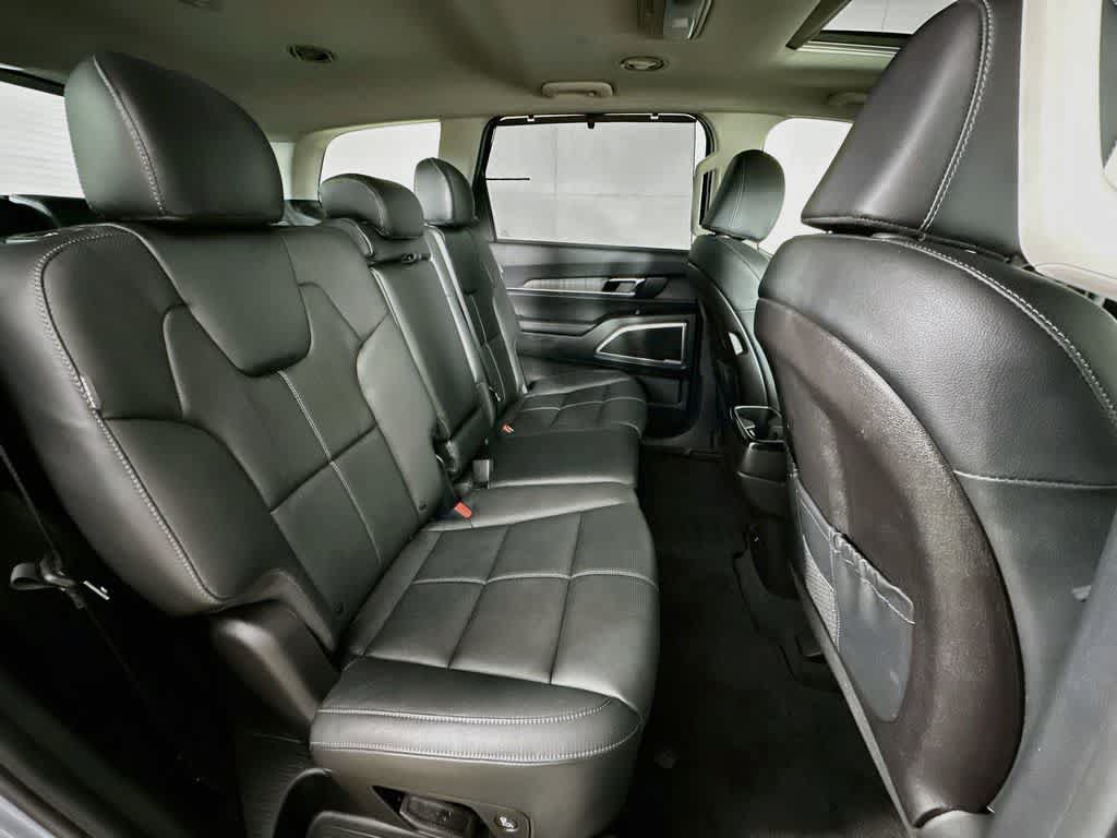 Used 2025 Kia Telluride EX X-Line AWD/4WD image 33