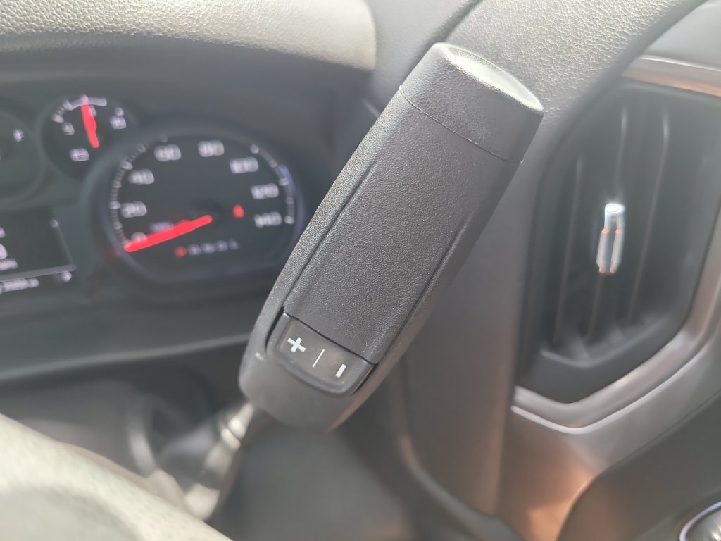 Used 2024 Chevrolet Silverado 1500 Custom Trail Boss w/ Turbomax Blackout Package AWD/4WD image 28