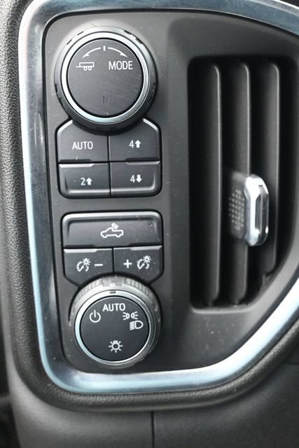 Used 2021 Chevrolet Silverado 1500 LT w/ Z71 Off-Road Package AWD/4WD image 8