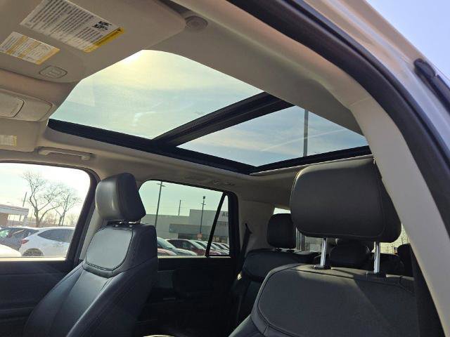 Certified 2025 Ford Expedition Active image 29