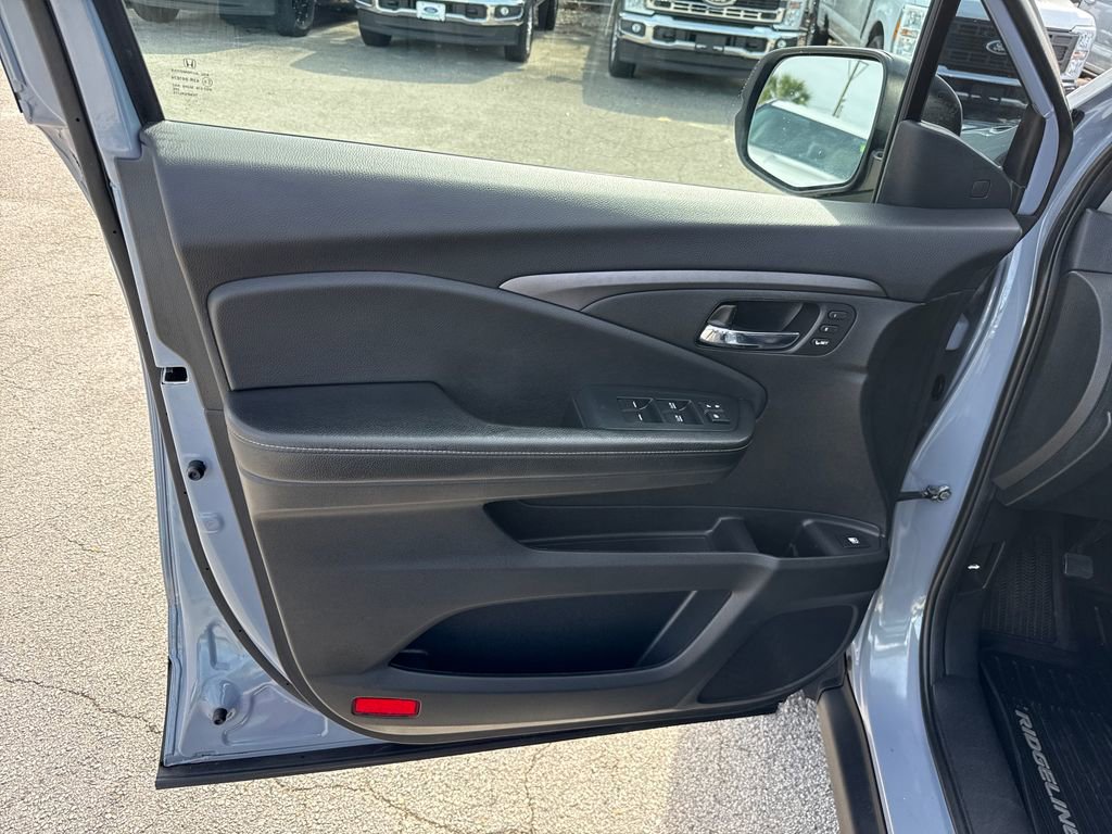Used 2023 Honda Ridgeline RTL image 13