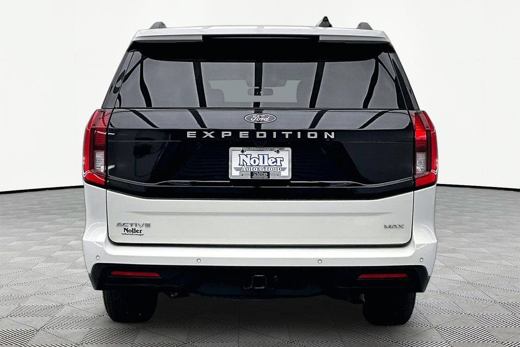 Certified 2025 Ford Expedition Max Active AWD/4WD image 4