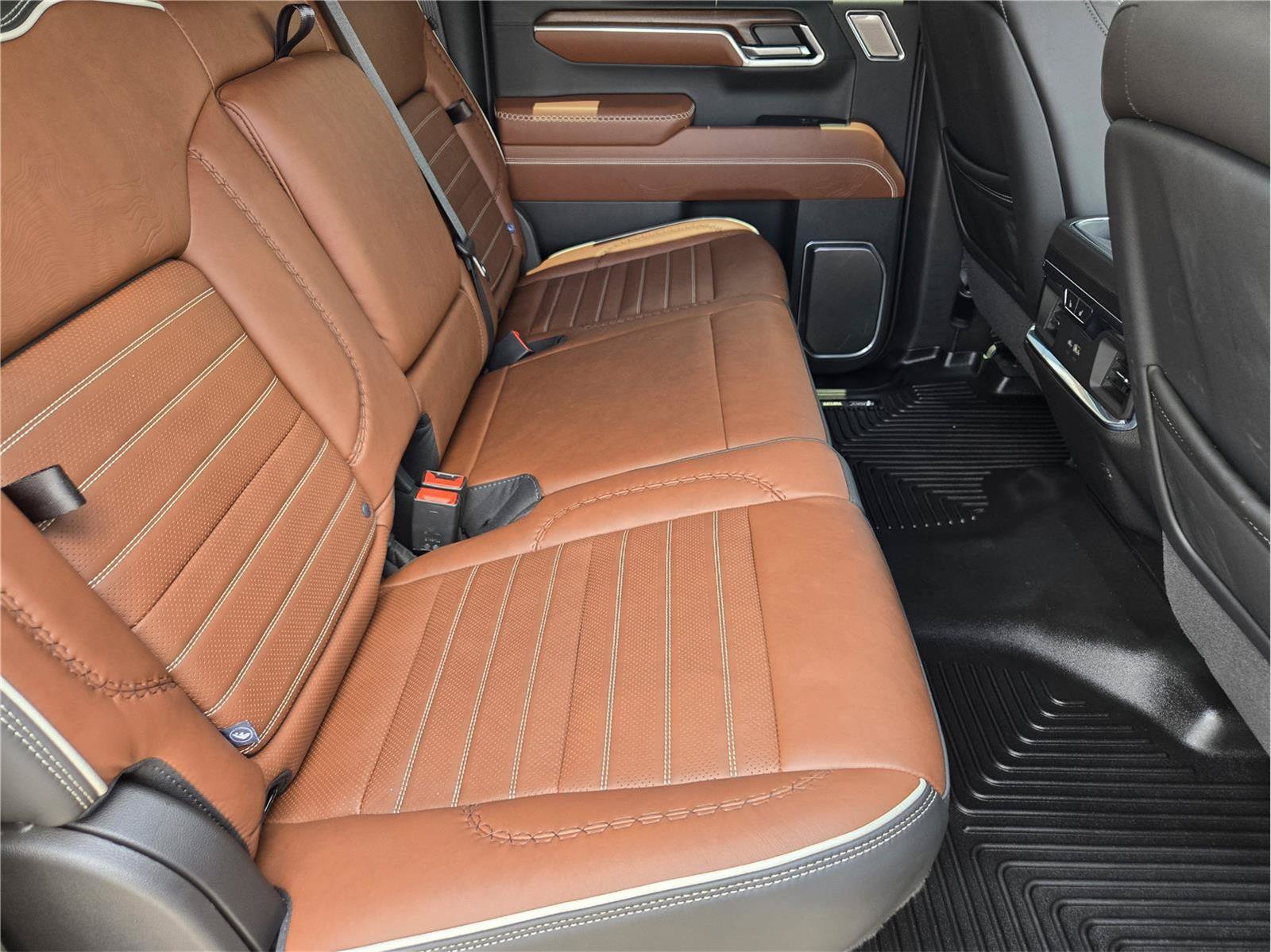 Used 2025 GMC Sierra 1500 Denali Ultimate AWD/4WD image 31