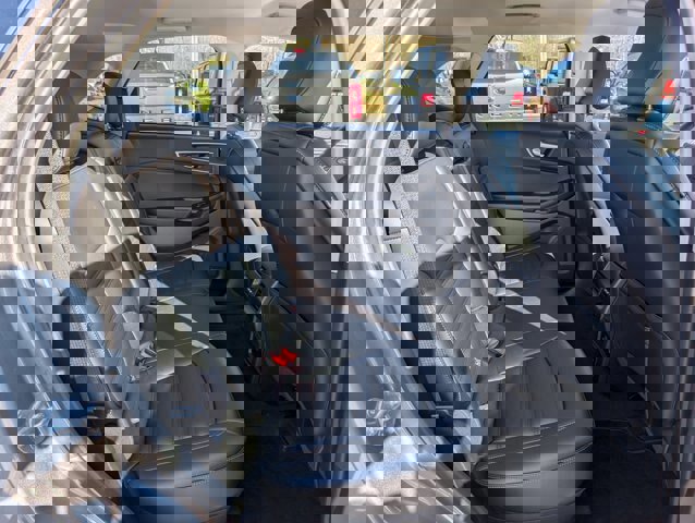 Certified 2024 Ford Edge SEL w/ Convenience Package image 11