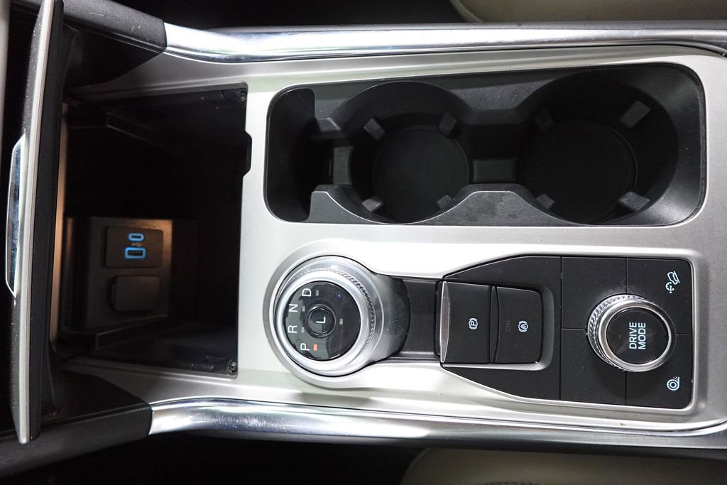 Certified 2023 Ford Explorer XLT w/ Equipment Group 202A image 20