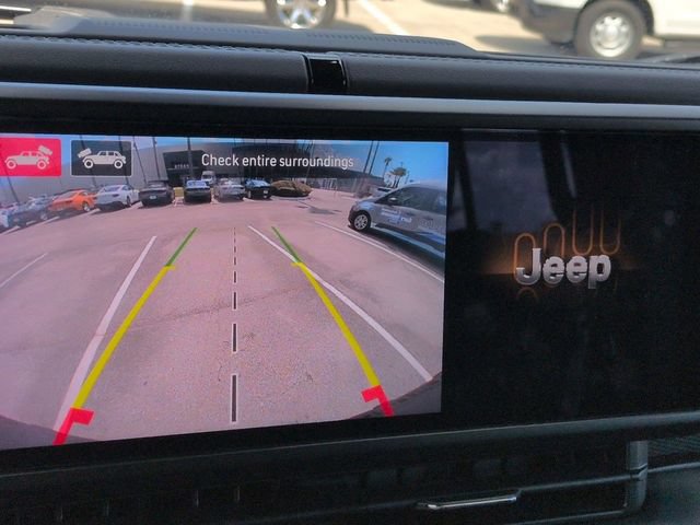 Used 2025 Jeep Wrangler Unlimited Rubicon AWD/4WD image 20