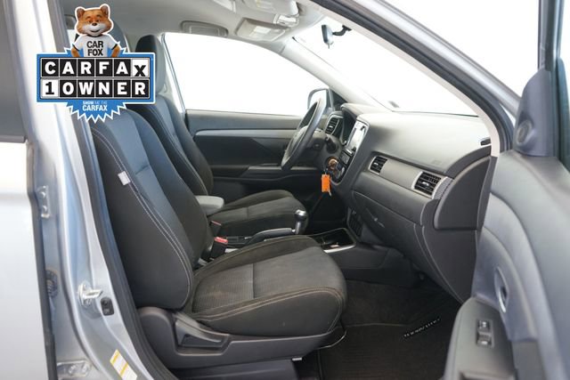 Used 2018 Mitsubishi Outlander ES FWD image 31