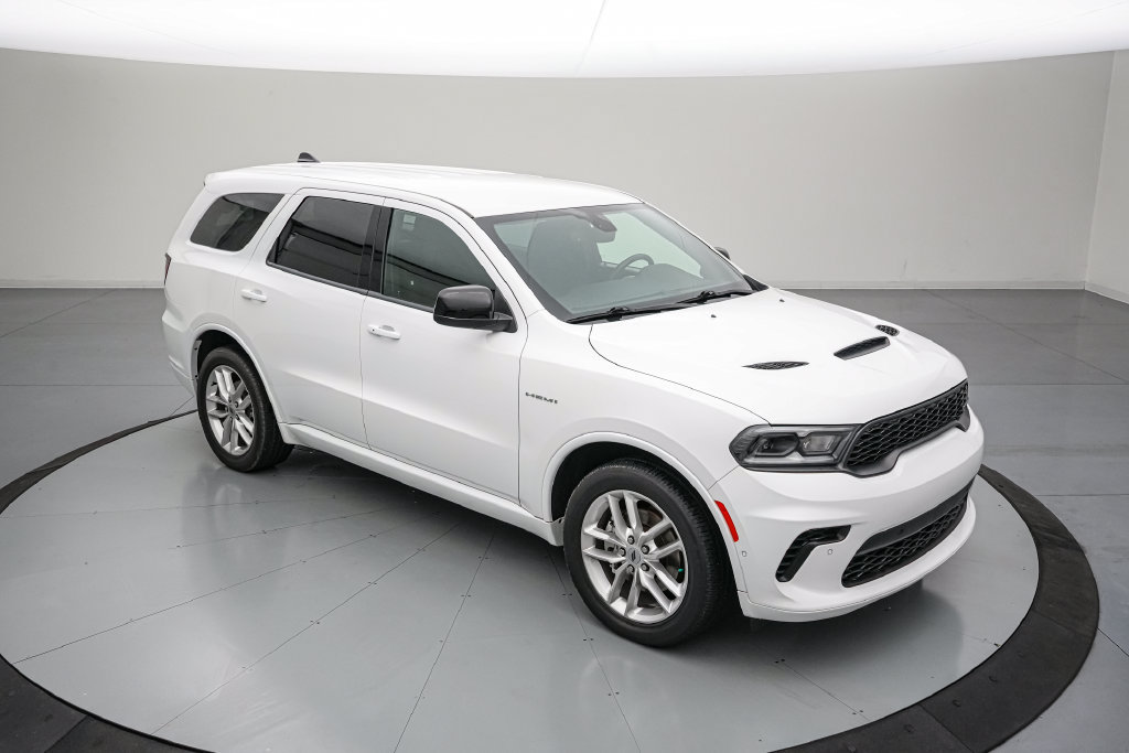 Used 2024 Dodge Durango R/T w/ Trailer Tow Group IV AWD/4WD image 2
