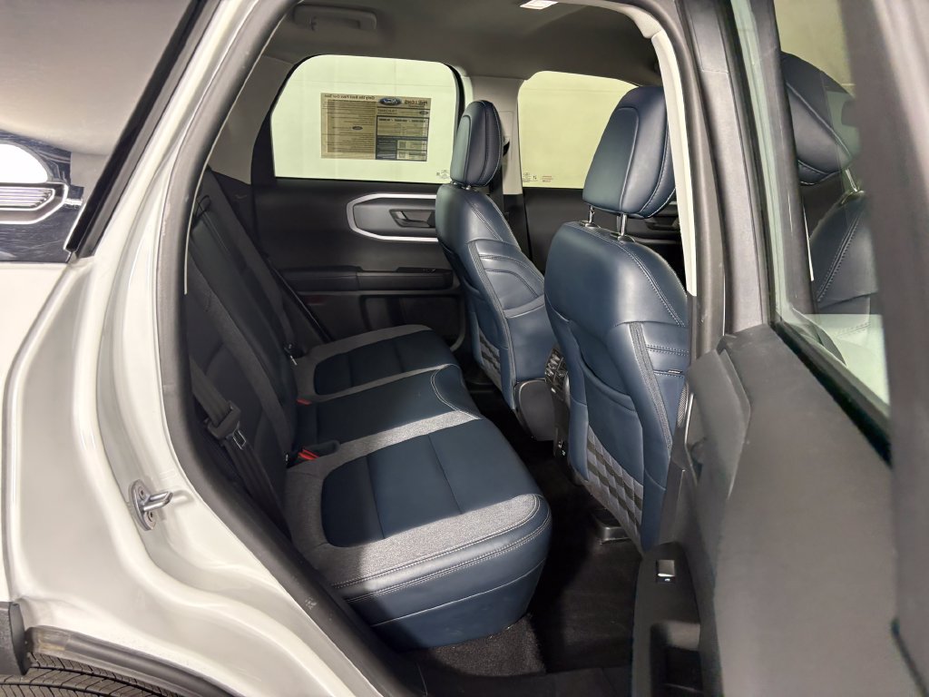Certified 2024 Ford Bronco Sport Outer Banks w/ Tech Package AWD/4WD image 32