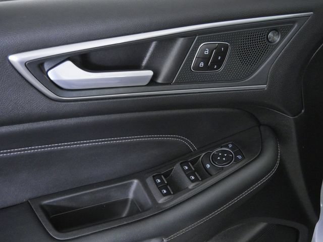 Certified 2024 Ford Edge Titanium AWD/4WD image 16