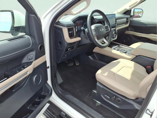 Certified 2023 Ford Expedition Limited AWD/4WD image 9